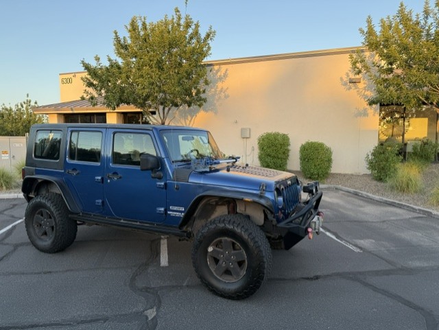 Used 2010 Jeep Wrangler Unlimited Sport AWD/4WD image 9
