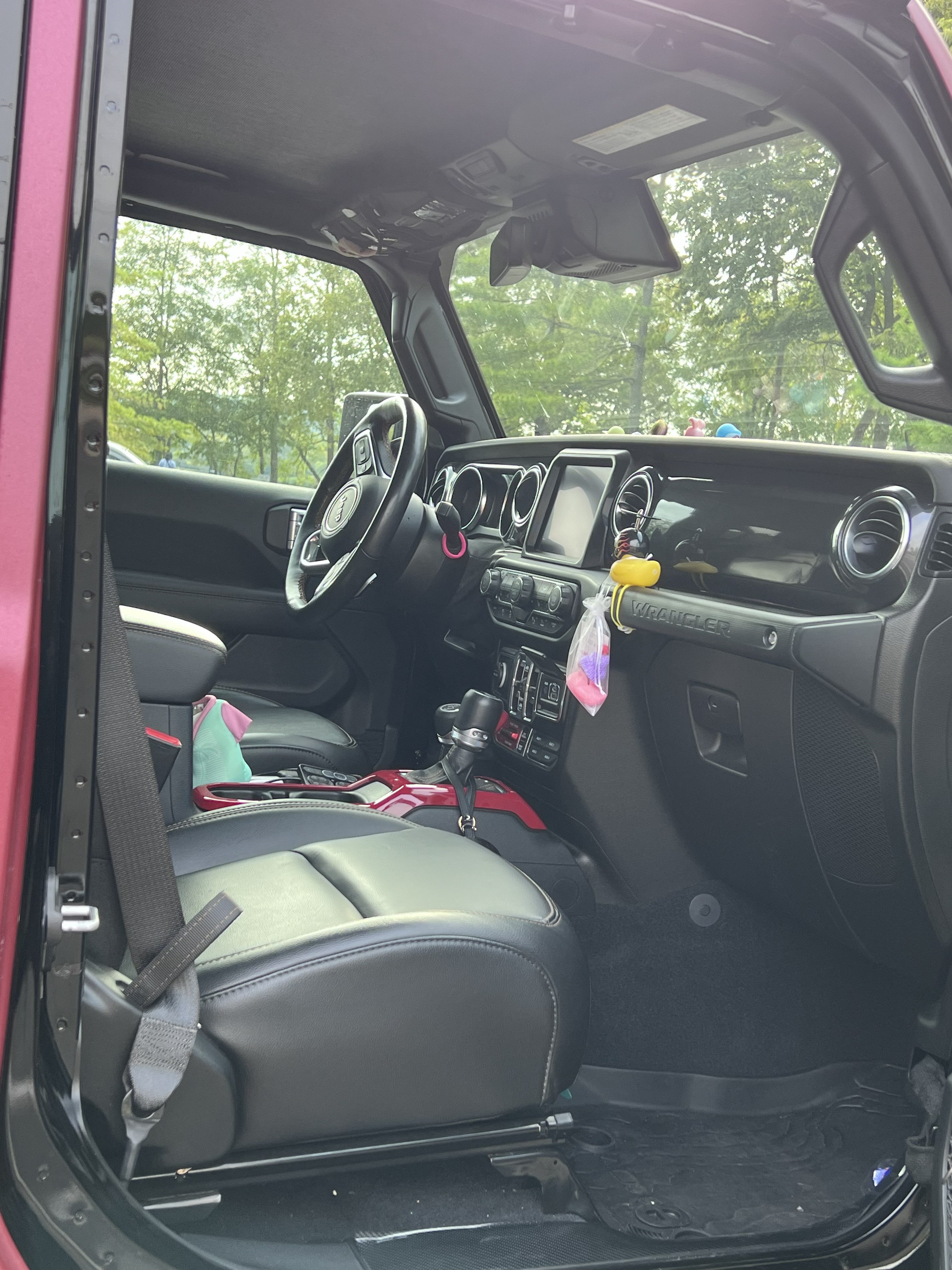 Used 2021 Jeep Wrangler Unlimited Rubicon AWD/4WD image 9