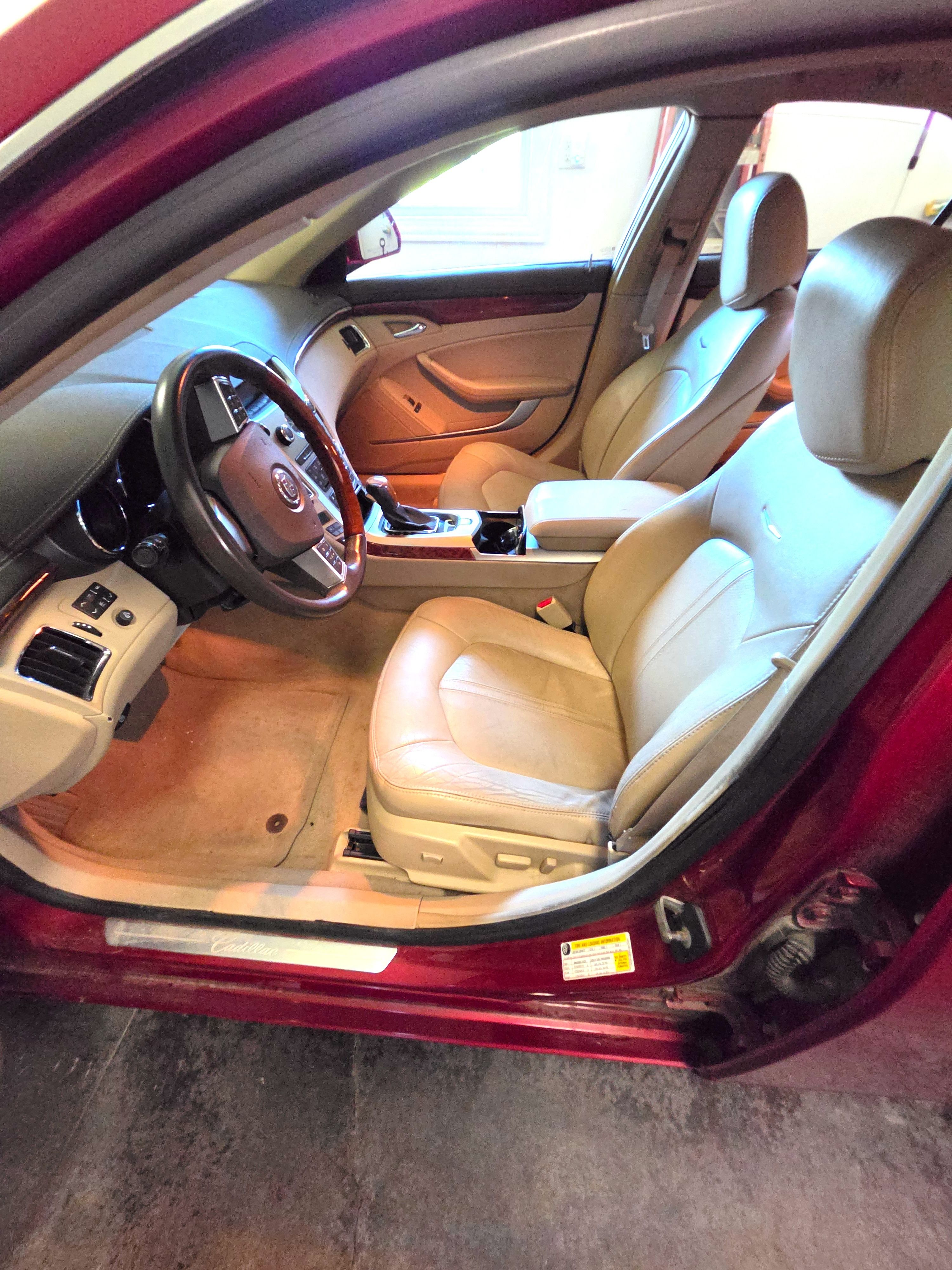 Used 2009 Cadillac CTS 3.6 w/ Wood Trim Package RWD image 6