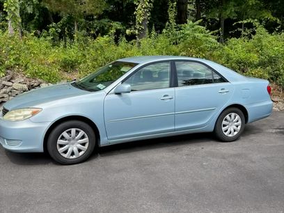 Used 2005 Toyota Camry SE