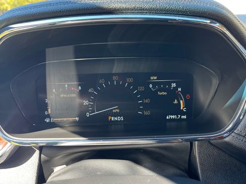 Used 2020 Lincoln Continental Reserve w/ Rear Seat Amenities Package image 18