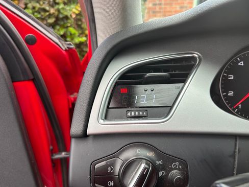 Used 2011 Audi A4 2.0T Premium Plus image 14