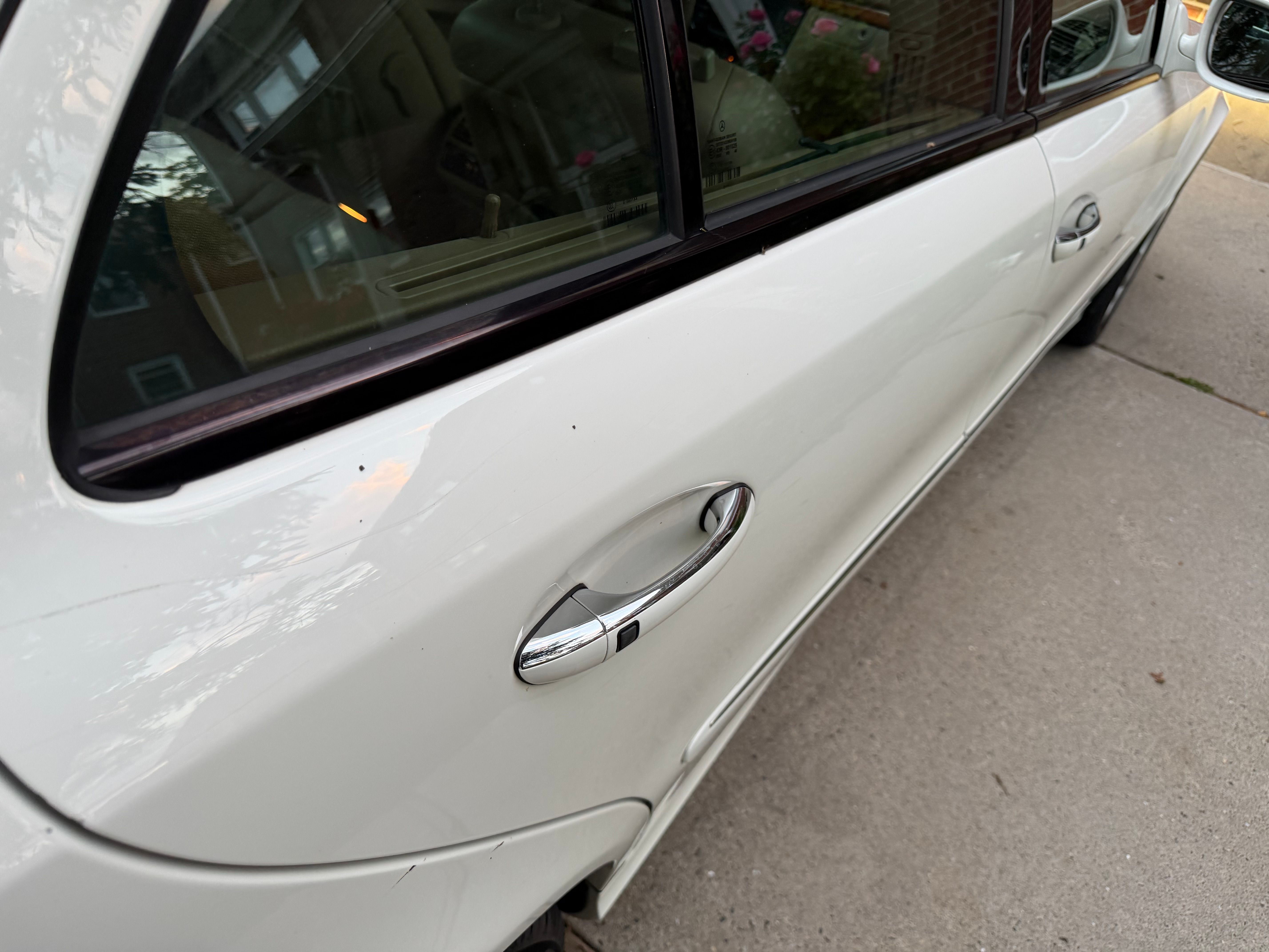 Used 2007 Mercedes-Benz E 550 Sedan image 9