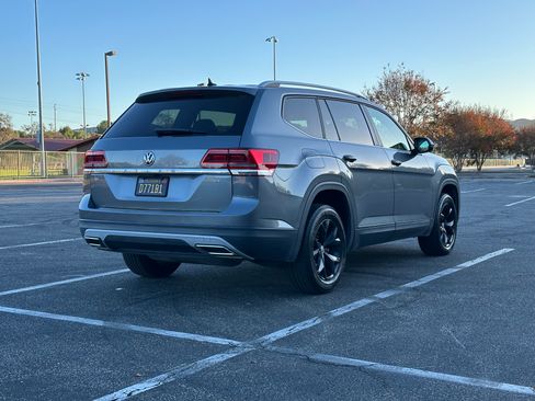 Used 2018 Volkswagen Atlas SE image 6