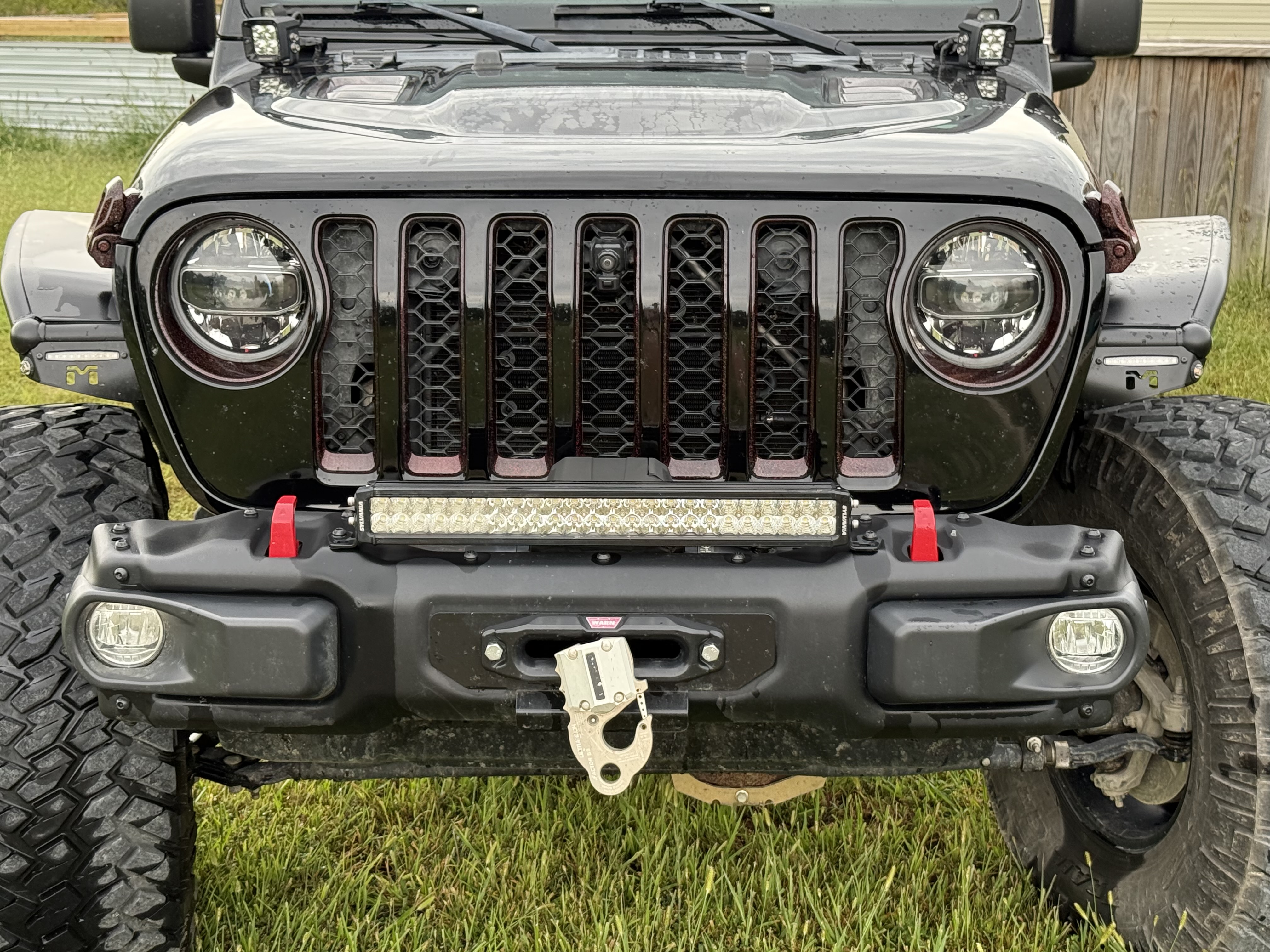 Used 2022 Jeep Gladiator Rubicon w/ LED Lighting Group AWD/4WD image 10