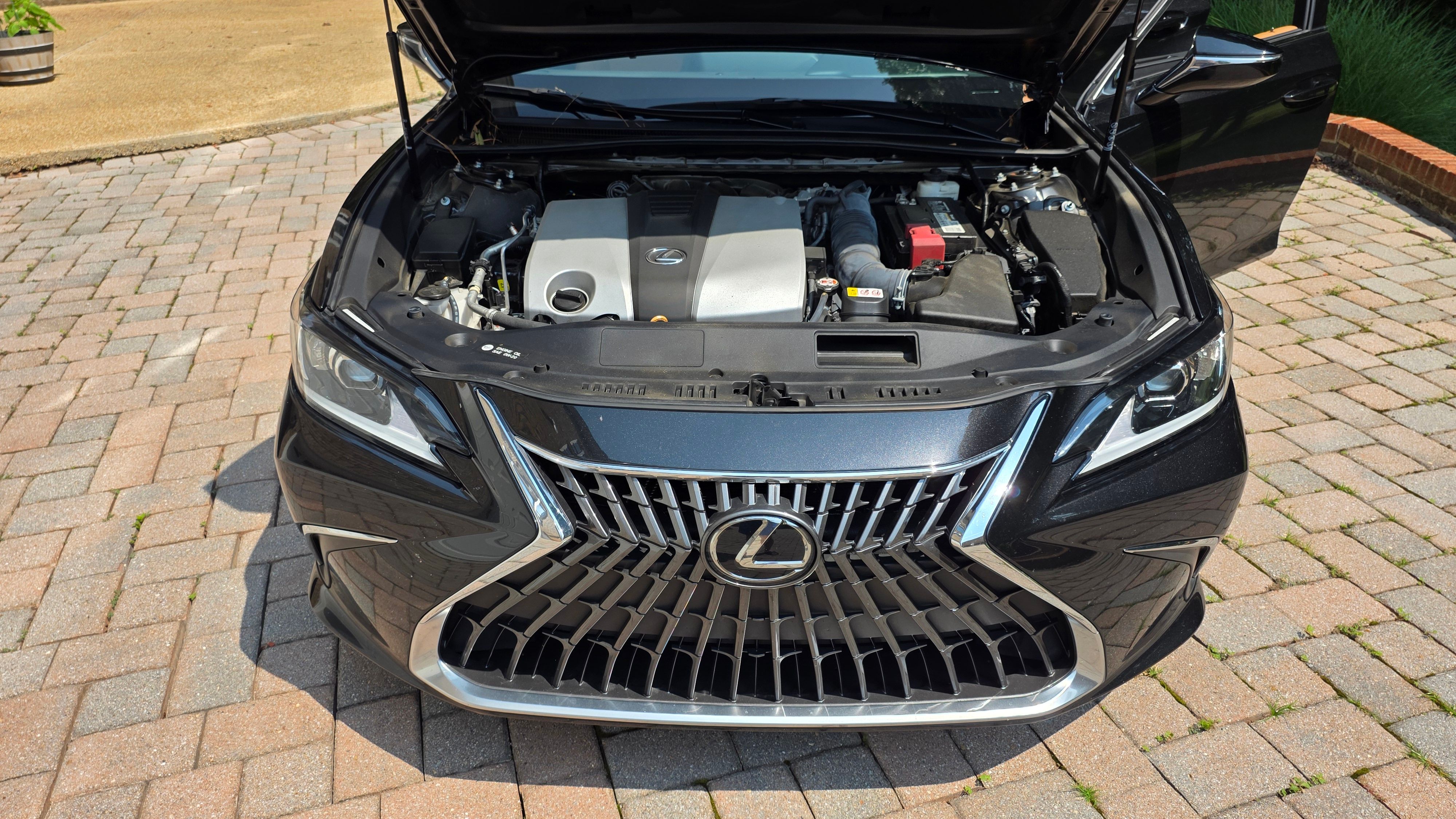 Used 2023 Lexus ES 350 w/ Accessory Package (Z1) FWD image 14
