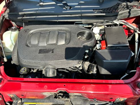 Used 2008 Chevrolet HHR LT FWD image 4