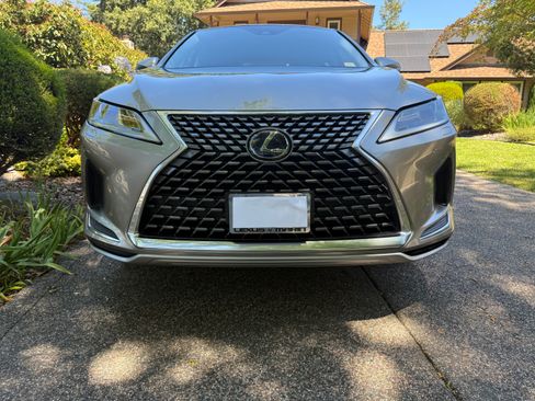 Used 2020 Lexus RX 450h AWD w/ Cold Weather Package image 9