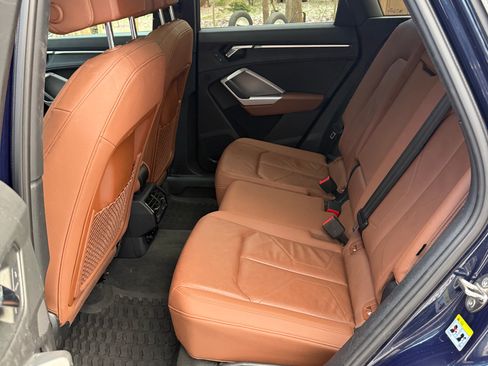 Used 2020 Audi Q3 2.0T Premium Plus w/ Premium Plus Package image 6