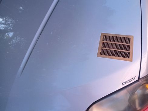 Used 2004 Nissan Sentra SE-R w/ Sunroof Pkg image 8