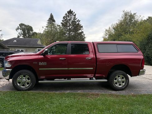 Used 2014 RAM 2500 Big Horn image 2