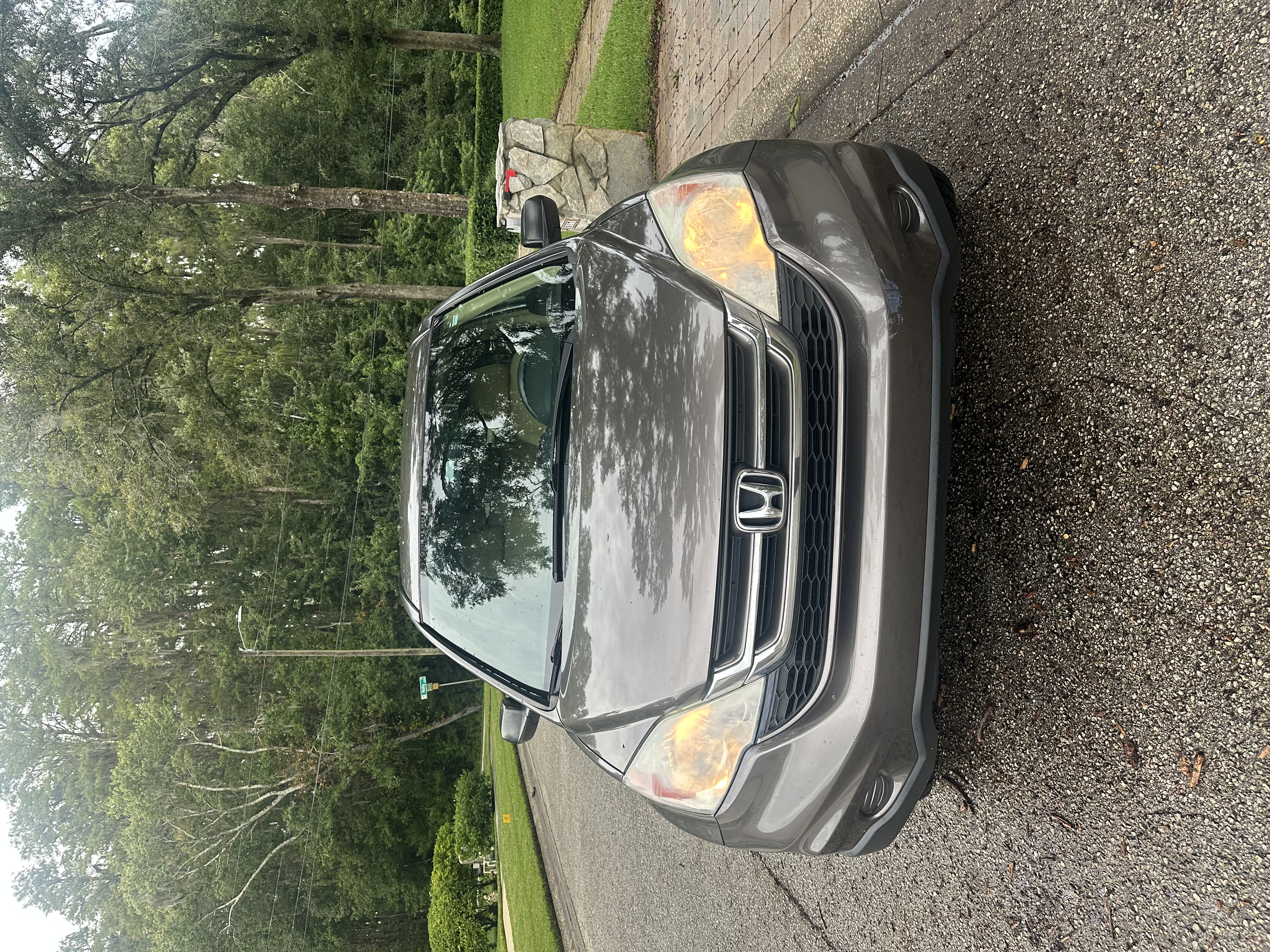 Used 2011 Honda CR-V LX image 1