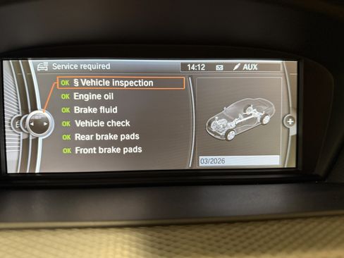 Used 2012 BMW 335i Convertible image 23