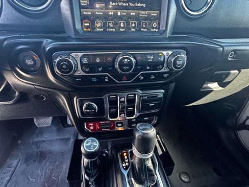 Used 2022 Jeep Wrangler Unlimited Rubicon 4xe w/ Steel Bumper Group image 13