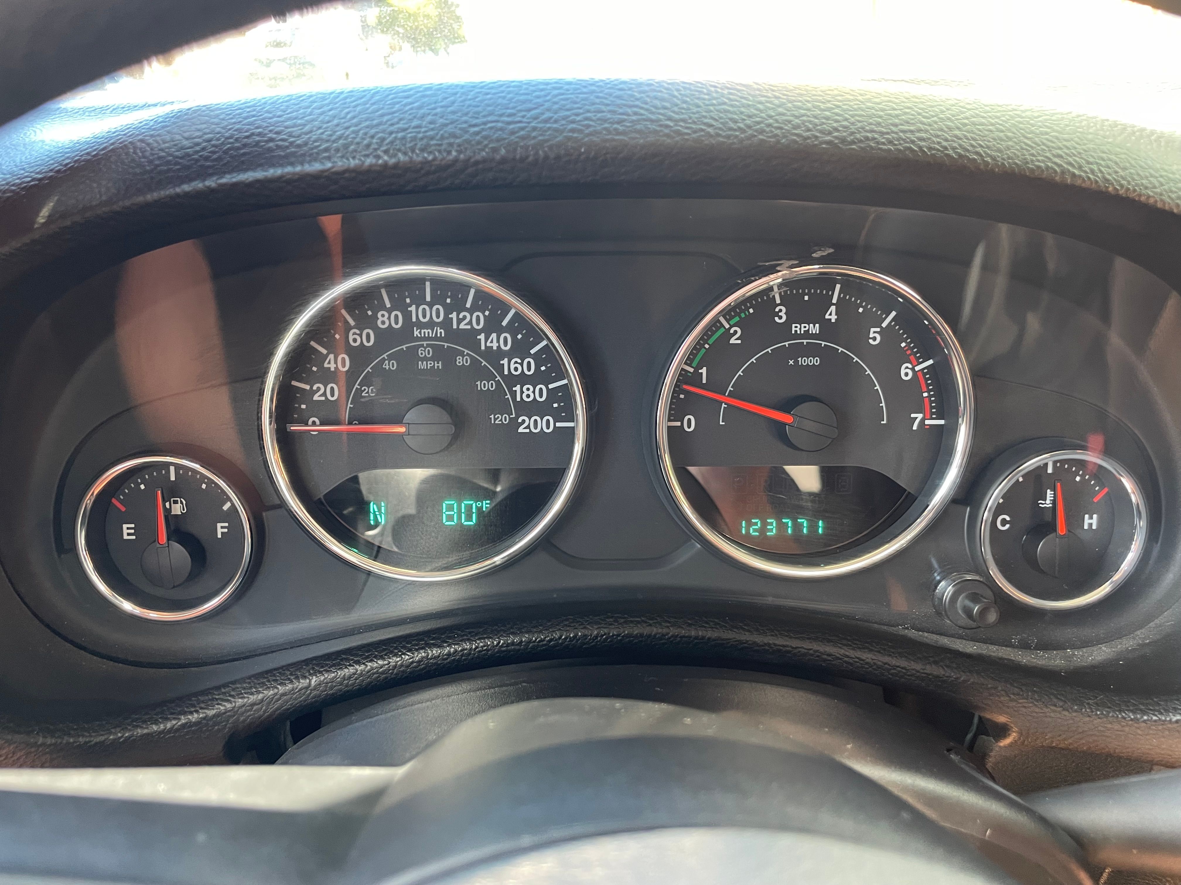 Used 2011 Jeep Wrangler Sport AWD/4WD image 9