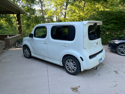 Used 2012 Nissan Cube 1.8 S w/ Indigo Limited Edition Pkg image 12