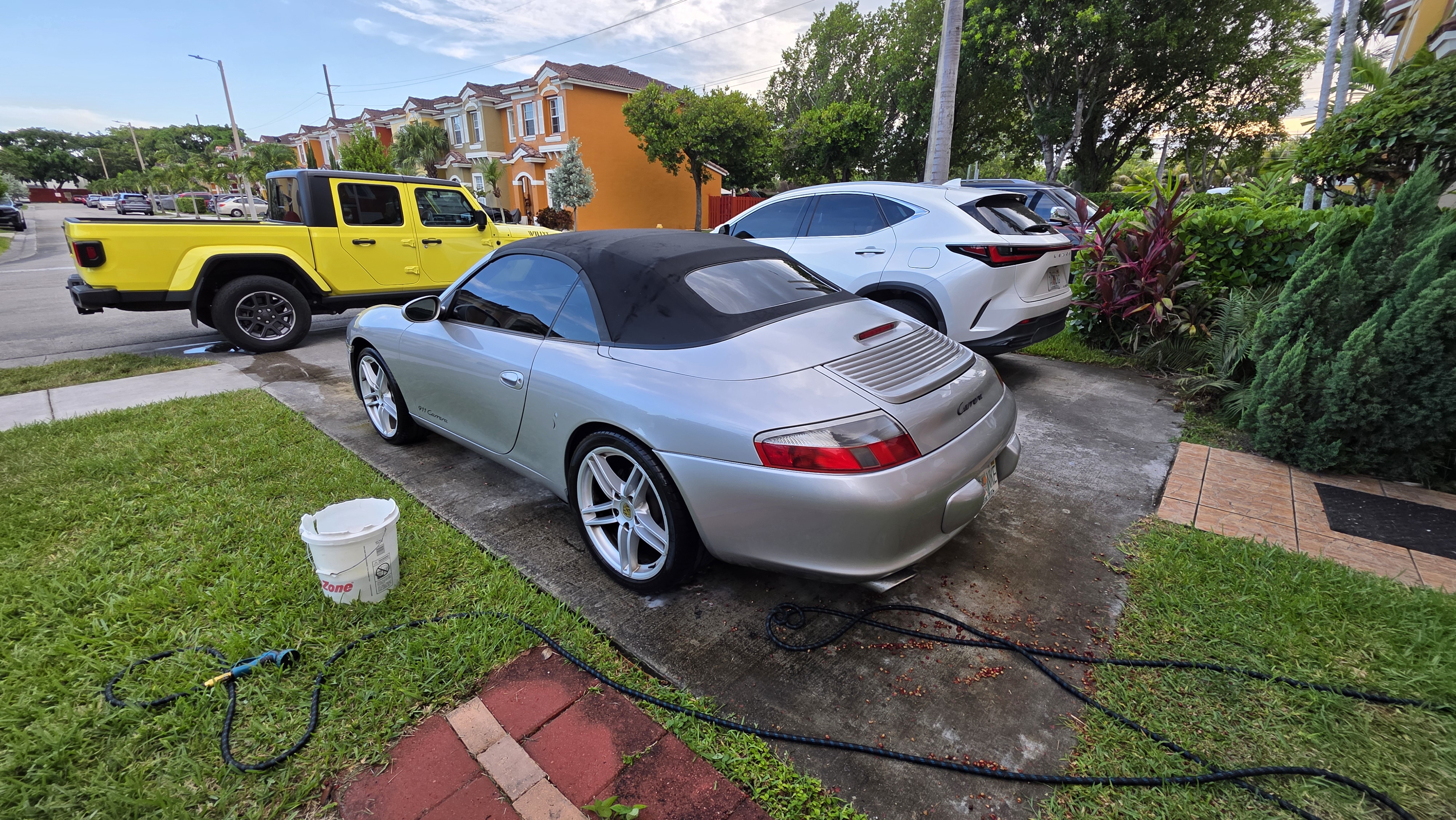 Used 2003 Porsche 911 Carrera 4 AWD/4WD image 17