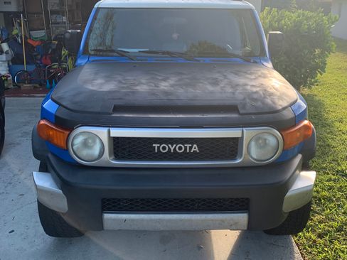 Used 2007 Toyota FJ Cruiser 4WD image 4