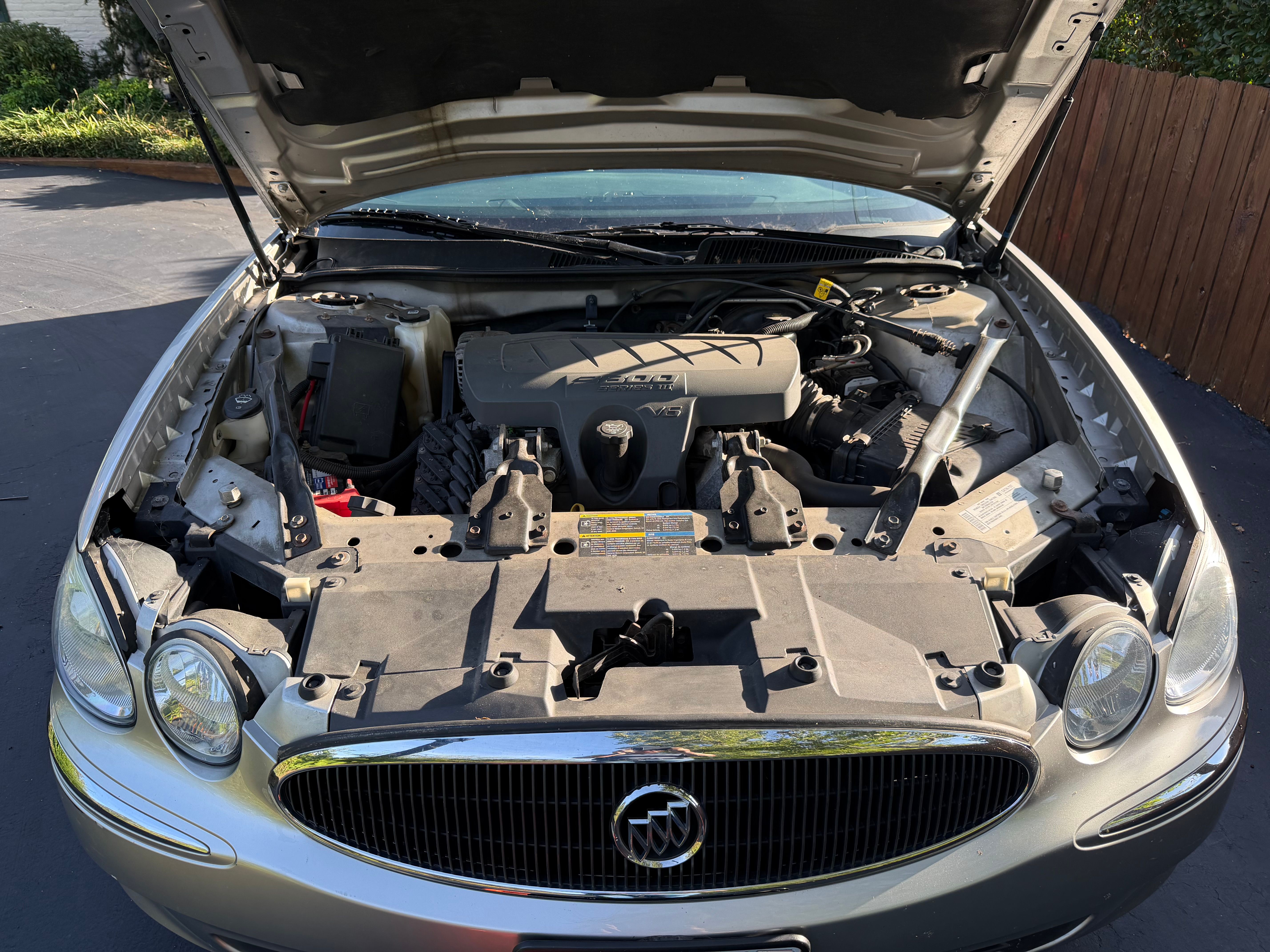 Used 2007 Buick LaCrosse CXL w/ Chromed Appearance Package FWD image 14