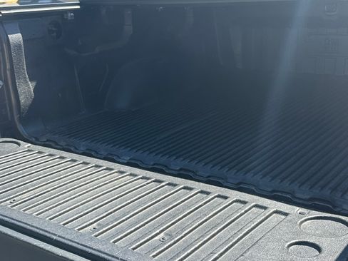 Used 2014 GMC Sierra 1500 SLE w/ SLE Value Package image 6