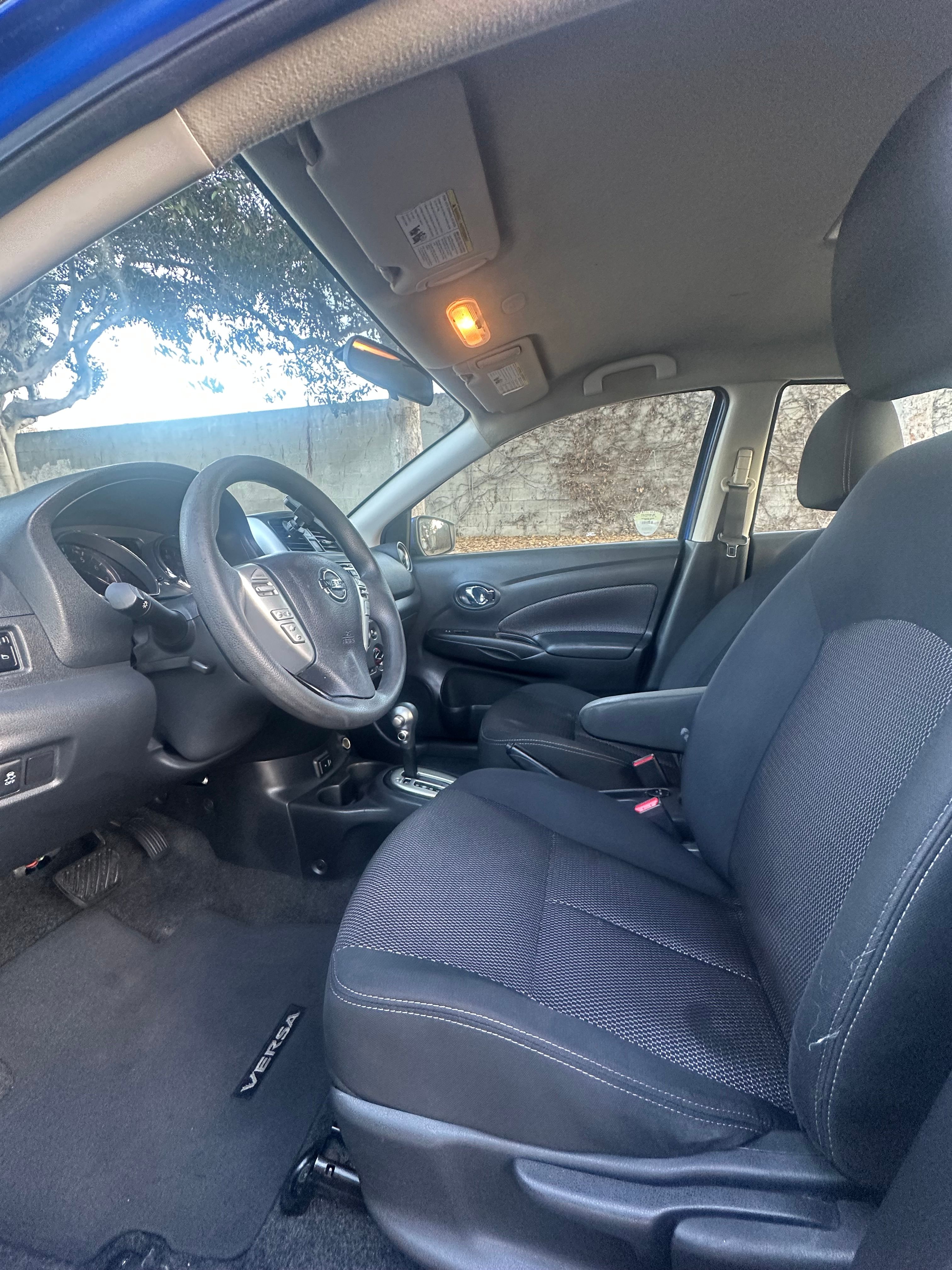 Used 2017 Nissan Versa SV FWD image 5