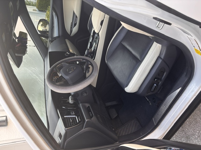 Used 2024 Lexus NX 350 AWD image 2