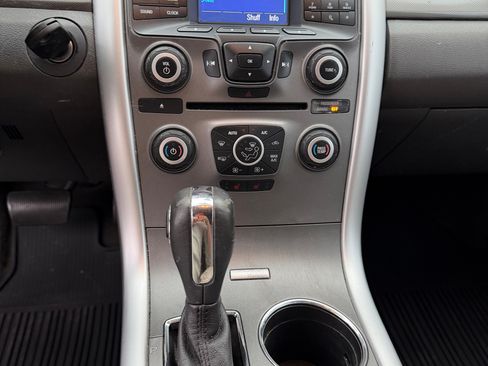 Used 2013 Ford Edge SEL image 14