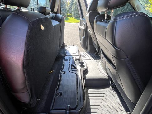 Used 2015 RAM 1500 Laramie w/ Convenience Group image 27