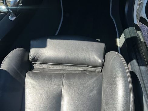 Used 2006 BMW 650i Convertible image 8