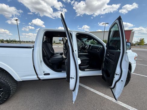 Used 2020 RAM 3500 Laramie AWD/4WD image 17