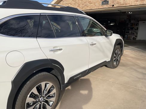 Used 2025 Subaru Outback Touring XT image 11