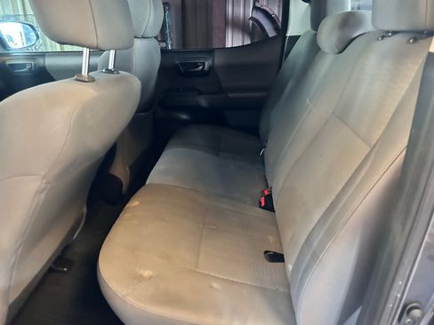 Used 2019 Toyota Tacoma SR w/ SR Convenience Package RWD image 10