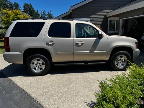 Used 2008 Chevrolet Tahoe LT w/ LT Preferred Equipment Group AWD/4WD image 4