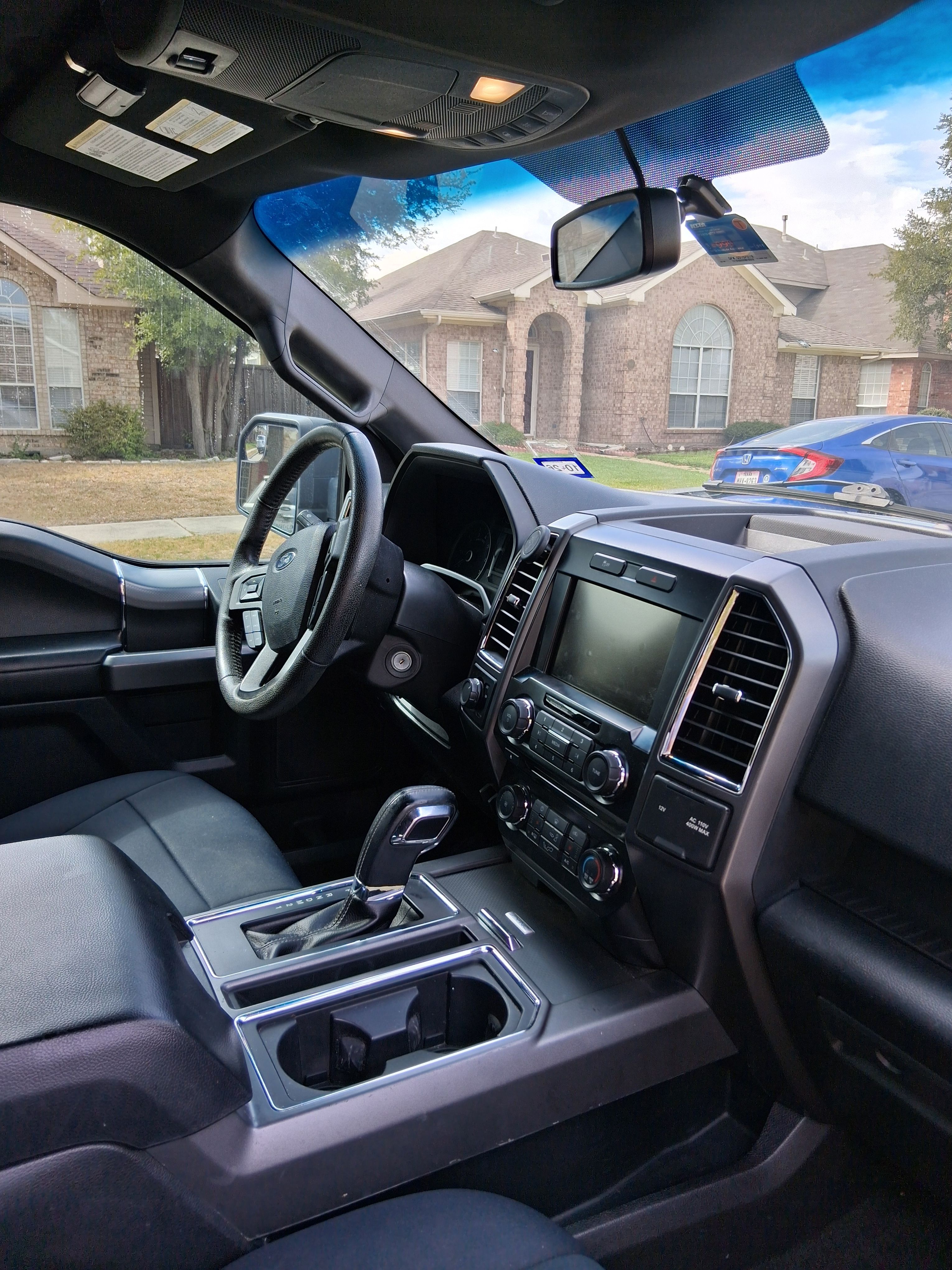 Used 2015 Ford F150 XLT w/ Equipment Group 302A Luxury RWD image 11