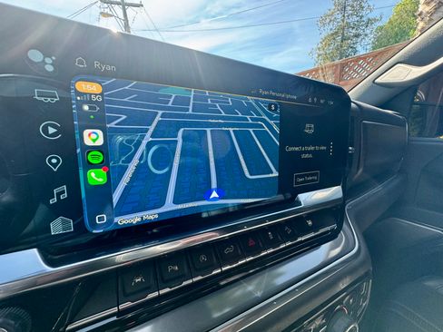 Used 2024 Chevrolet Silverado 1500 High Country w/ Midnight Edition image 8