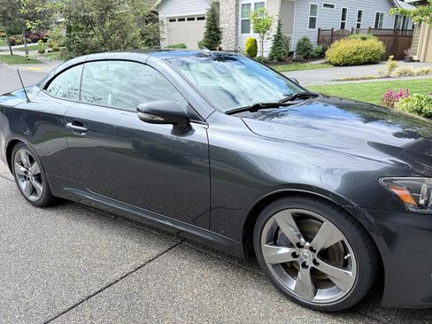 Used 2011 Lexus IS 350C w/ Luxury Pkg RWD image 8