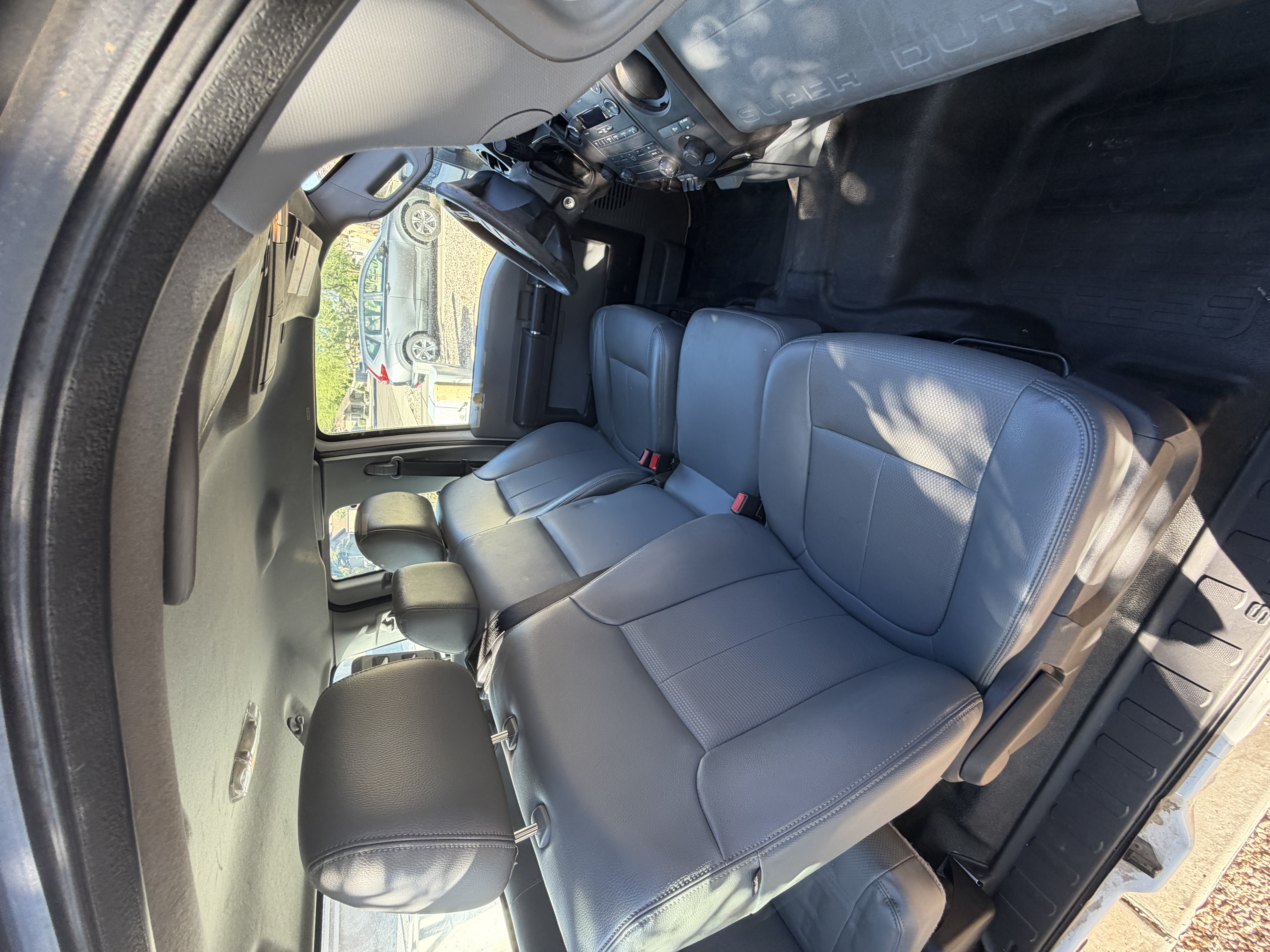 Used 2015 Ford F250 XL w/ XL Appearance Package RWD image 2