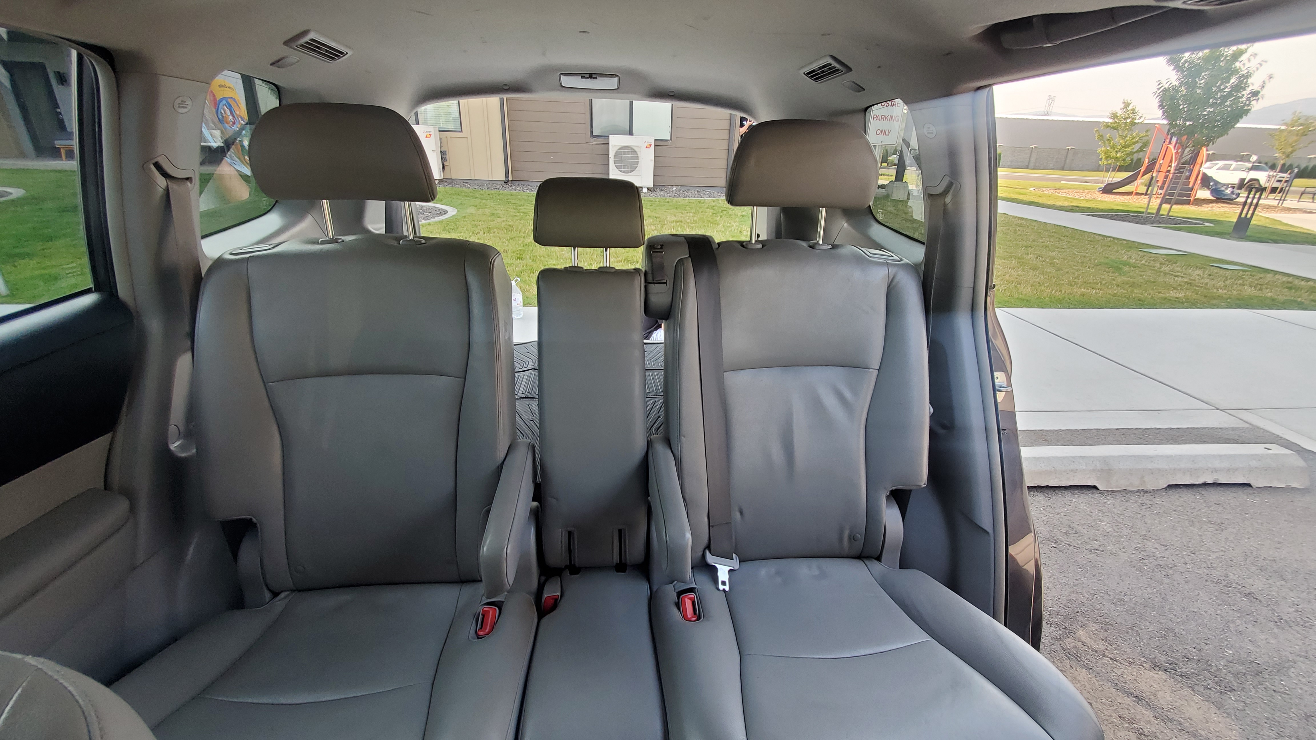 Used 2008 Toyota Highlander Limited w/ Tow Pkg AWD/4WD image 24