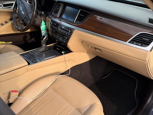 Used 2017 Genesis G80 3.8 image 6