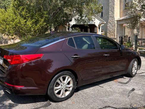 Used 2013 Kia Optima EX FWD image 5
