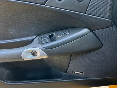 Used 2005 Chevrolet Corvette Coupe w/ Preferred Equipment Group image 10