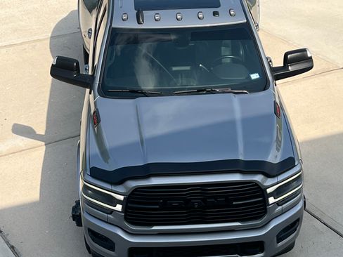 Used 2020 RAM 3500 Laramie AWD/4WD image 10