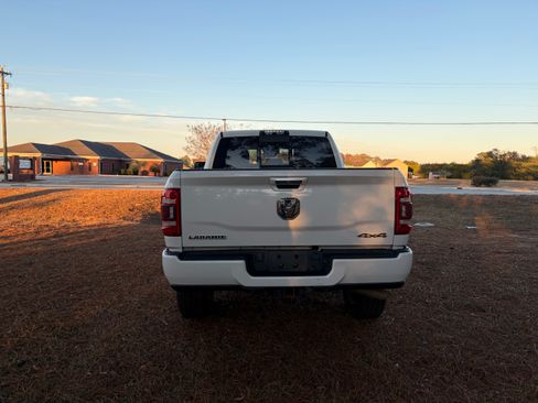 Used 2020 RAM 2500 Laramie image 2