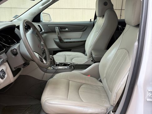 Used 2016 GMC Acadia SLT w/ Open Road Package AWD/4WD image 6