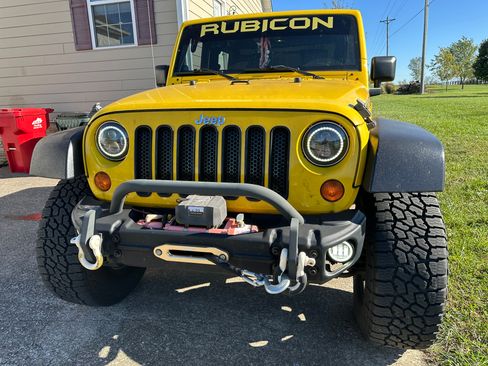 Used 2008 Jeep Wrangler Rubicon w/ Dual Top Group image 2