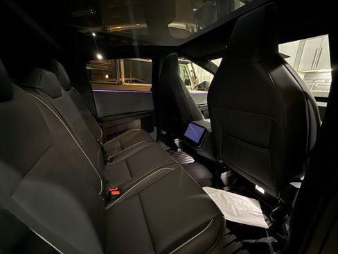 Used 2024 Tesla Cybertruck Cyberbeast image 15