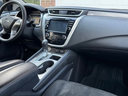 Used 2018 Nissan Murano S AWD/4WD image 18