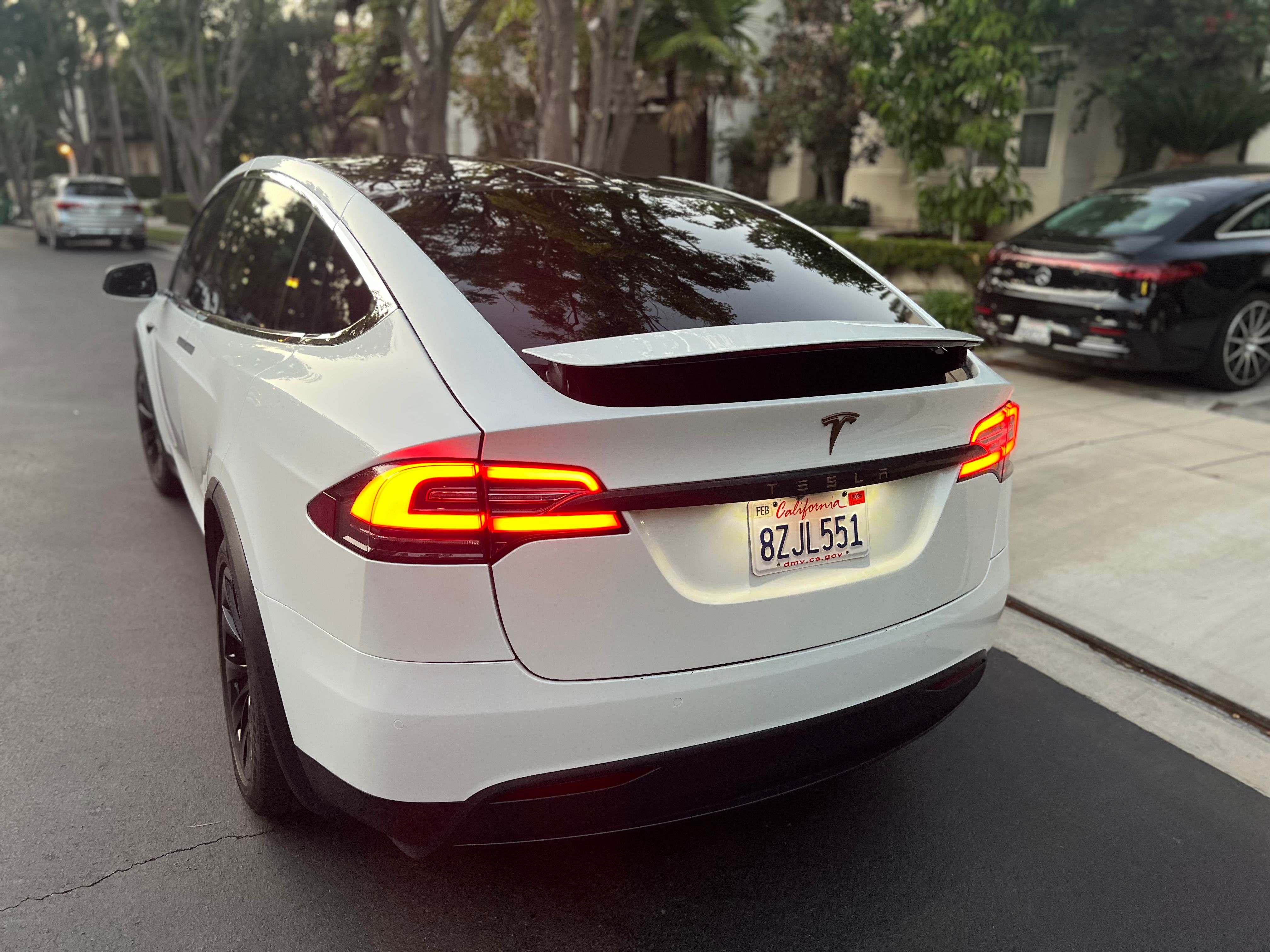 Used 2020 Tesla Model X Long Range AWD/4WD image 13