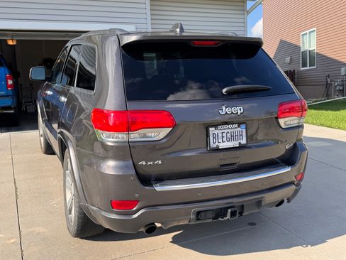 Used 2016 Jeep Grand Cherokee Overland AWD/4WD image 5