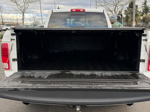 Used 2015 RAM 1500 Laramie w/ Convenience Group image 5